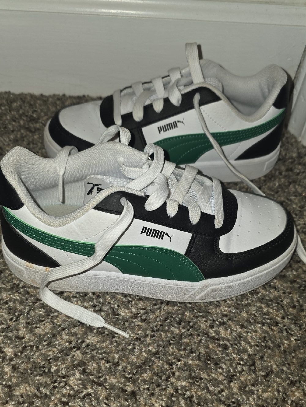 PUMA White, Black & Green Kids Low-Top Sneakers